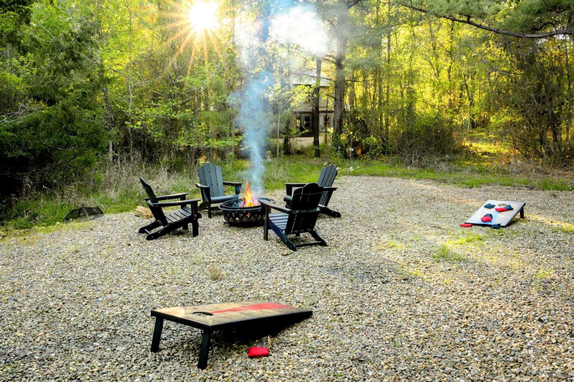 New Farmhouse-Chic Cabin With Hot Tub & Firepit Broken Bow Exteriör bild
