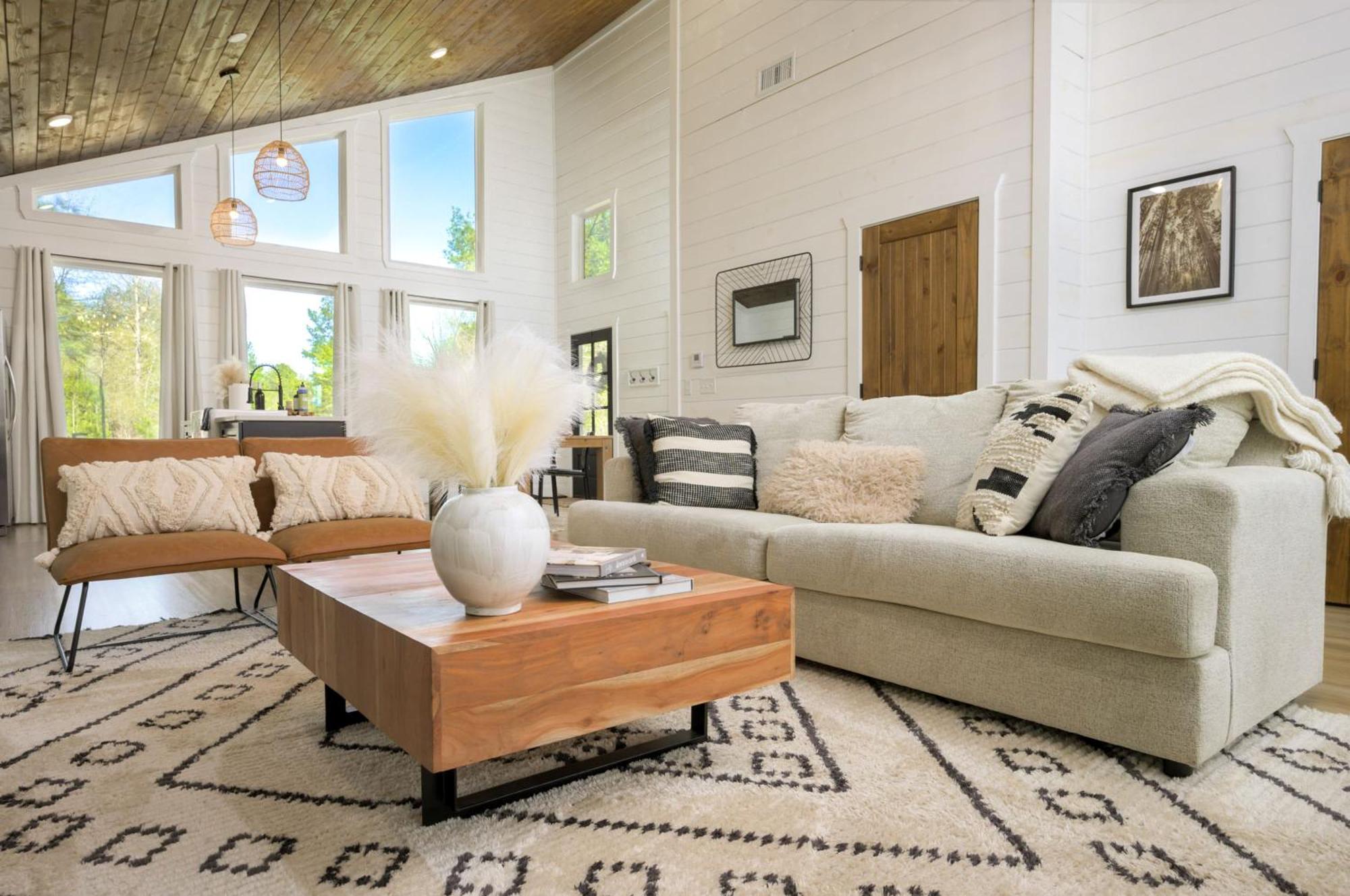 New Farmhouse-Chic Cabin With Hot Tub & Firepit Broken Bow Exteriör bild